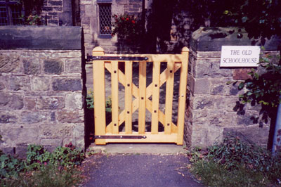 Bow Shape Top Framed, Brace and Ledge image